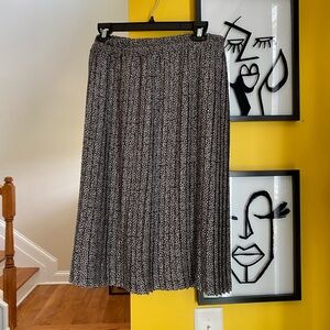 Massini Pleated Midi Skirt NWT Size XL